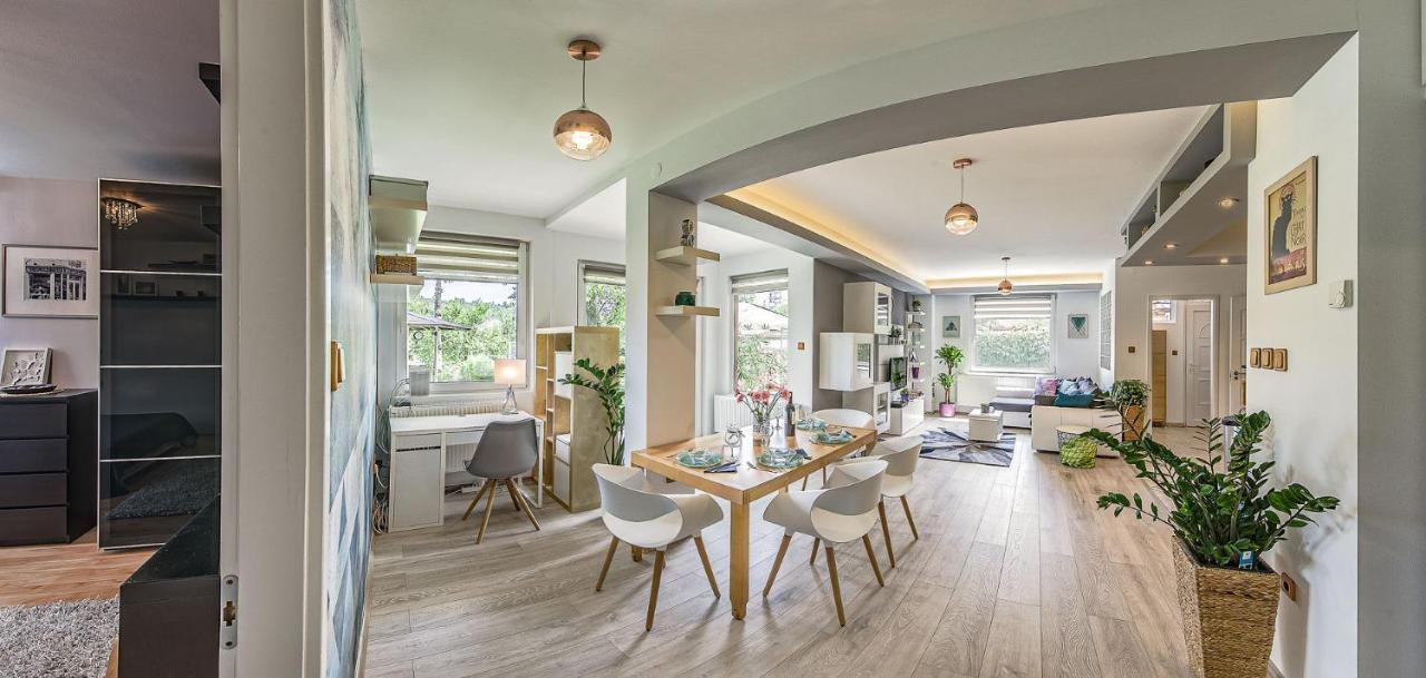Riverside Apartman**** ミシュコルツ エクステリア 写真
